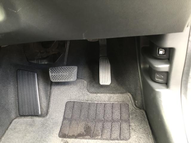 フィット １３Ｇ・Ｆパッケージ　純正ナビ　ドラレコ　ワンオーナー　禁煙車　イモビ　ＤＶＤ再生可能　スマ－トキ－　記録簿有り　ＶＳＡ　ＥＴＣ付き　地デジＴＶ　助手席エアバッグ　オートエアコン　エアバック　ＰＳ　キ－フリ－　Ｄレコ　ＰＷ（49枚目）