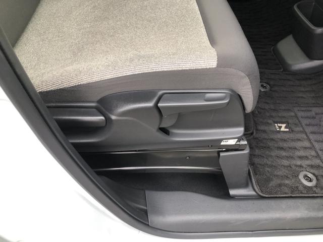 Ｎ－ＢＯＸ ベースグレード　試乗車アップ　片側電動スライドドア　禁煙車　ＥＴＣ　ドラレコ　ホンダコネクトナビ　衝突軽減システム　スマートキ－　カーテンエアバック　イモビライザー　ＥＣＯモード　横滑り防止　オートクルーズ　ＡＢＳ（52枚目）