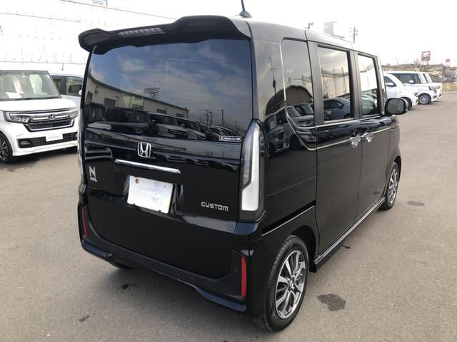 Ｎ－ＢＯＸカスタム ベースグレード　試乗車アップ　純正ナビ　ドラレコ　片側電動スライドドア　ＵＳＢ接続　ＣＭＢＳ　Ｄレコ　禁煙　ベンチシート　オートエアコン　スマートキ　ＬＥＤ　盗難防止装置　クルコン　バックカメラ　フルセグＴＶ　ＥＳＣ（35枚目）