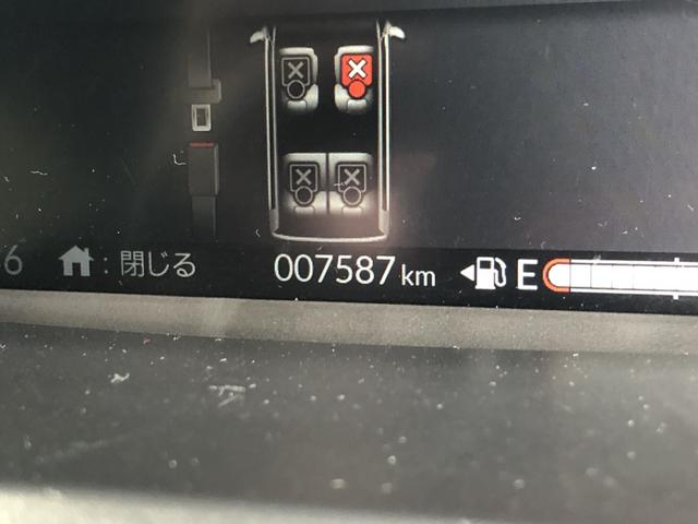 Ｎ－ＢＯＸカスタム ベースグレード　試乗車アップ　純正ナビ　ドラレコ　片側電動スライドドア　ＵＳＢ接続　ＣＭＢＳ　Ｄレコ　禁煙　ベンチシート　オートエアコン　スマートキ　ＬＥＤ　盗難防止装置　クルコン　バックカメラ　フルセグＴＶ　ＥＳＣ（50枚目）