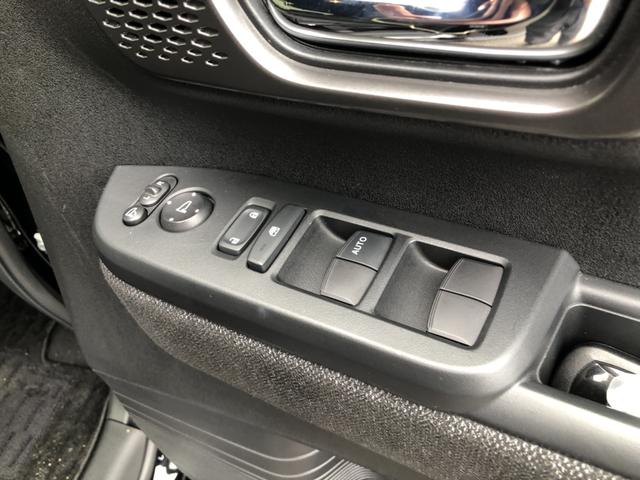 Ｎ－ＢＯＸカスタム ベースグレード　試乗車アップ　純正ナビ　ドラレコ　片側電動スライドドア　ＵＳＢ接続　ＣＭＢＳ　Ｄレコ　禁煙　ベンチシート　オートエアコン　スマートキ　ＬＥＤ　盗難防止装置　クルコン　バックカメラ　フルセグＴＶ　ＥＳＣ（58枚目）