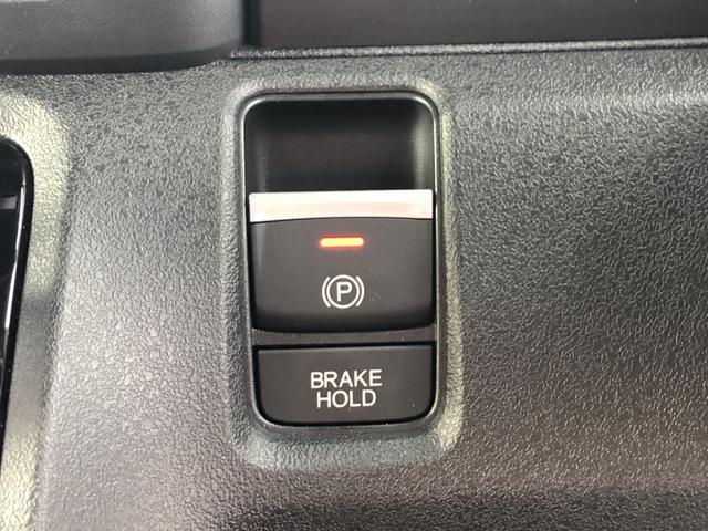 �y�d���p�[�L���O�u���[�L�E�u���[�L�z�[���h�z�ȒP�ȃ{�^������ŁA�����̉^�]�����K�ɂȂ�܂���