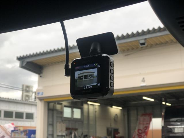 Ｎ－ＢＯＸカスタム ベースグレード　レンタカーアップ　両側電動スライドドア　シートヒーター　ドラレコ　Ｂｌｕｅｔｏｏｔｈ　Ｗ電動ドア　ＣＭＢＳ　Ｄレコ　禁煙　ベンチシート　オートエアコン　スマートキ　ＬＥＤ　盗難防止装置　クルコン（4枚目）