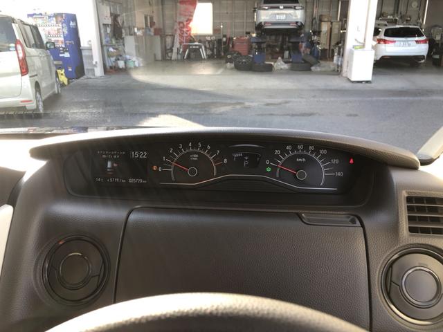 Ｎ－ＢＯＸ Ｌ　衝突回避支援ブレーキ　Ｉ－ＳＴＯＰ　クリソナ　ＰＷ　パワステ　Ｓヒーター　禁煙　１オ－ナ－　スマ－トキ－　Ｂカメ　横滑り防止　整備記録簿　ＬＥＤライト　エアコン付き　Ｗエアバック　キーレス付（8枚目）