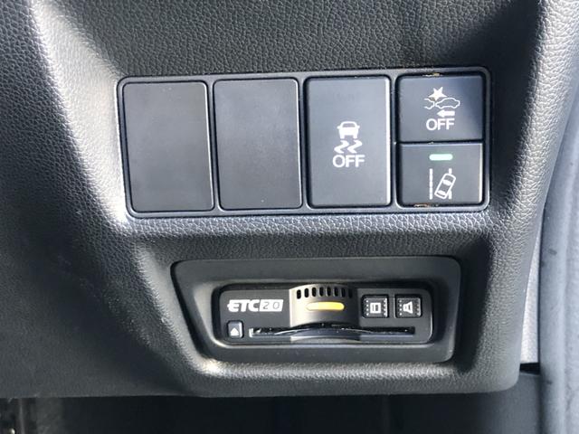 ステップワゴンスパーダ ｅ：ＨＥＶスパーダＧ・ＥＸホンダセンシング　純正ナビ　ＥＴＣ　前後ドラレコ　両側電動ドア　ＬＥＤ　アルミホイール　エアバック　地デジ　クルコン　サイドエアバッグ　シ－トヒ－タ－　衝突軽減システム　１オーナー　スマキー　禁煙　ＵＳＢ接続　ＡＢＳ（7枚目）