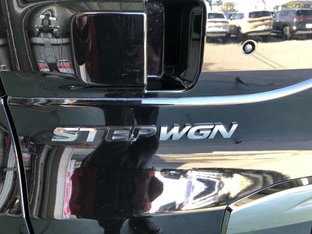 ステップワゴンスパーダ ｅ：ＨＥＶスパーダＧ・ＥＸホンダセンシング　純正ナビ　ＥＴＣ　前後ドラレコ　両側電動ドア　ＬＥＤ　アルミホイール　エアバック　地デジ　クルコン　サイドエアバッグ　シ－トヒ－タ－　衝突軽減システム　１オーナー　スマキー　禁煙　ＵＳＢ接続　ＡＢＳ（52枚目）