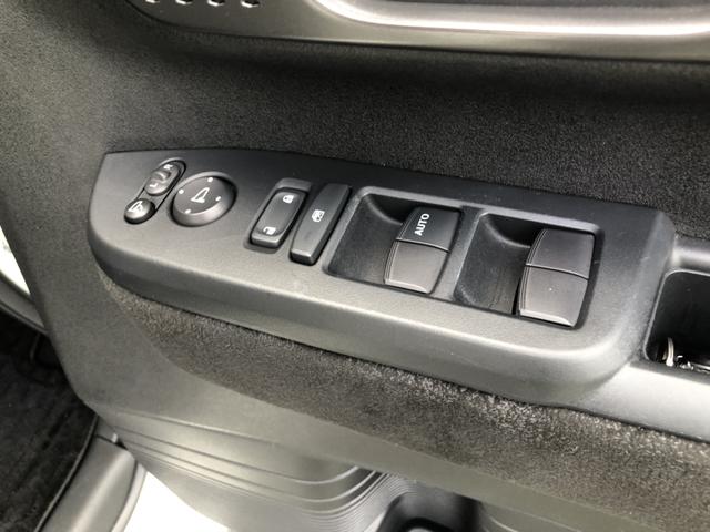 �y�����암���z�^�]�Ȃ̃X�C�b�`�ł́A���ׂẴE�B���h�[�̊J������s�����Ƃ��ł��܂��B