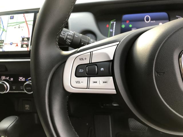 �y�X�e�A�����O�X�C�b�`�z�茳�̃{�^���ŁA�I�[�f�B�I�^�r�W���A���̊�{�I�ȑ�����s�����Ƃ��ł��ĕ֗��ł��I