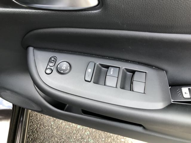 �y�����암���z�^�]�Ȃ̃X�C�b�`�ł́A���ׂẴE�B���h�[�̊J������s�����Ƃ��ł��܂��B