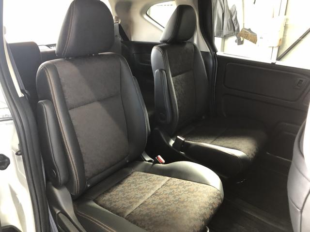 フリードハイブリッド ハイブリッド・クロスター　純正ナビ　ＥＴＣ　前後ドラレコ　両側電動ドア　ＬＥＤ　アルミホイール　ワンオーナー車　Ｗ電動ドア　オートクルーズコントロール　バックモニター　ナビＴＶ　禁煙　フルセグテレビ　シ－トヒ－タ－　エアバッグ（23枚目）