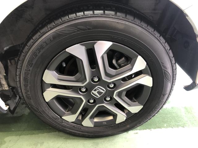 フリードハイブリッド ハイブリッド・クロスター　純正ナビ　ＥＴＣ　前後ドラレコ　両側電動ドア　ＬＥＤ　アルミホイール　ワンオーナー車　Ｗ電動ドア　オートクルーズコントロール　バックモニター　ナビＴＶ　禁煙　フルセグテレビ　シ－トヒ－タ－　エアバッグ（30枚目）