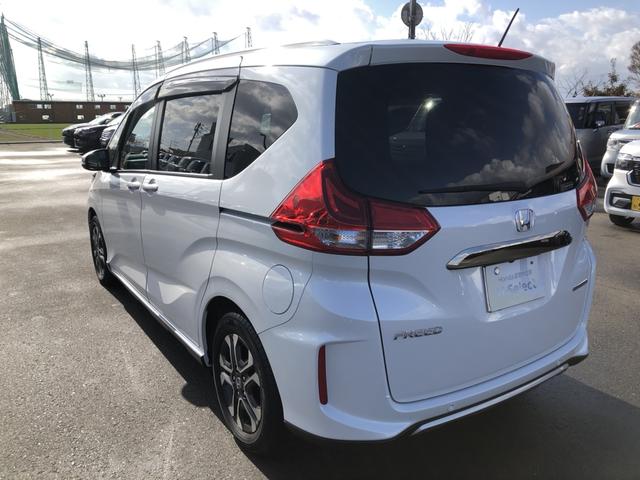 フリードハイブリッド ハイブリッド・クロスター　純正ナビ　ＥＴＣ　前後ドラレコ　両側電動ドア　ＬＥＤ　アルミホイール　ワンオーナー車　Ｗ電動ドア　オートクルーズコントロール　バックモニター　ナビＴＶ　禁煙　フルセグテレビ　シ－トヒ－タ－　エアバッグ（39枚目）