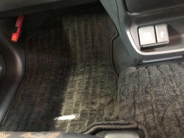 フリードハイブリッド ハイブリッド・クロスター　純正ナビ　ＥＴＣ　前後ドラレコ　両側電動ドア　ＬＥＤ　アルミホイール　ワンオーナー車　Ｗ電動ドア　オートクルーズコントロール　バックモニター　ナビＴＶ　禁煙　フルセグテレビ　シ－トヒ－タ－　エアバッグ（64枚目）