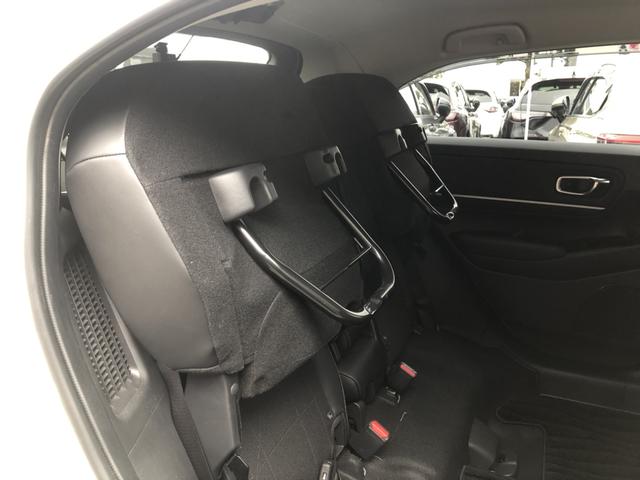 ヴェゼル ｅ：ＨＥＶＺ　純正ナビ　ＥＴＣ　前後ドラレコ　ブラインドスポットインフォメーション　ＬＥＤ　アルミホイール　衝突回避支援ブレーキ機能　１オナ　スマキ　Ｐトランク　フルオートエアコン　Ｄレコ　エアバッグ　Ｒカメ　禁煙（29枚目）