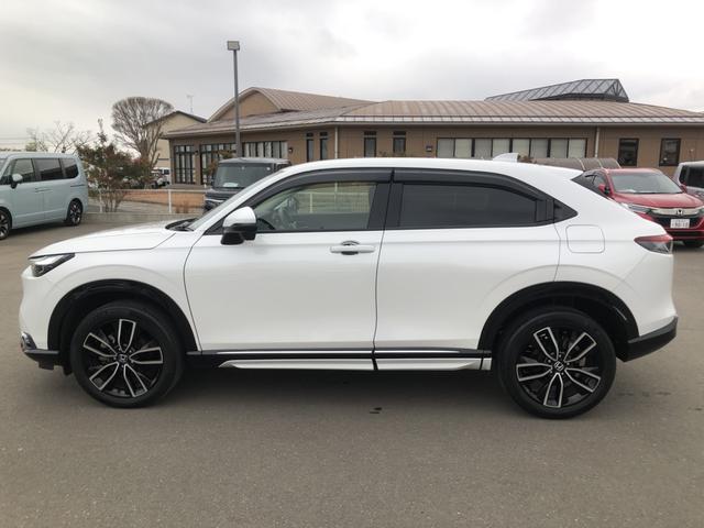 ヴェゼル ｅ：ＨＥＶＺ　純正ナビ　ＥＴＣ　前後ドラレコ　ブラインドスポットインフォメーション　ＬＥＤ　アルミホイール　衝突回避支援ブレーキ機能　１オナ　スマキ　Ｐトランク　フルオートエアコン　Ｄレコ　エアバッグ　Ｒカメ　禁煙（45枚目）