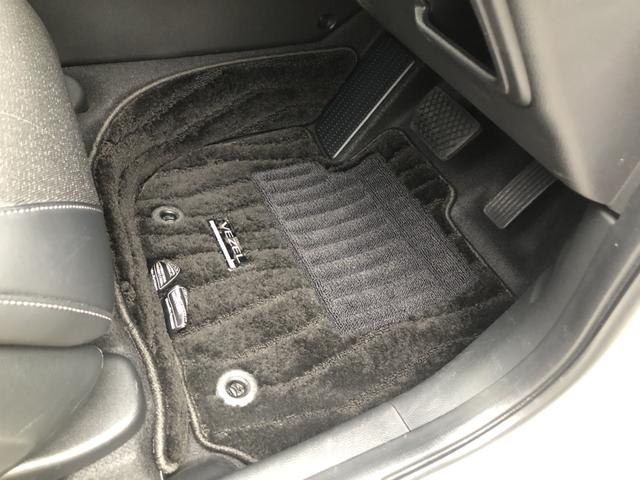 ヴェゼル ｅ：ＨＥＶＺ　純正ナビ　ＥＴＣ　前後ドラレコ　ブラインドスポットインフォメーション　ＬＥＤ　アルミホイール　衝突回避支援ブレーキ機能　１オナ　スマキ　Ｐトランク　フルオートエアコン　Ｄレコ　エアバッグ　Ｒカメ　禁煙（71枚目）