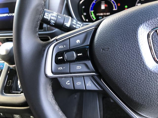 �y�X�e�A�����O�X�C�b�`�z�茳�̃{�^���ŁA�I�[�f�B�I�^�r�W���A���̊�{�I�ȑ�����s�����Ƃ��ł��ĕ֗��ł��I