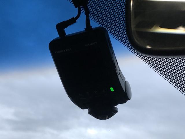 �y�O��h���C�u���R�[�_�[�z�O��Ńh�����R�����Ă��āA���S�ł��I