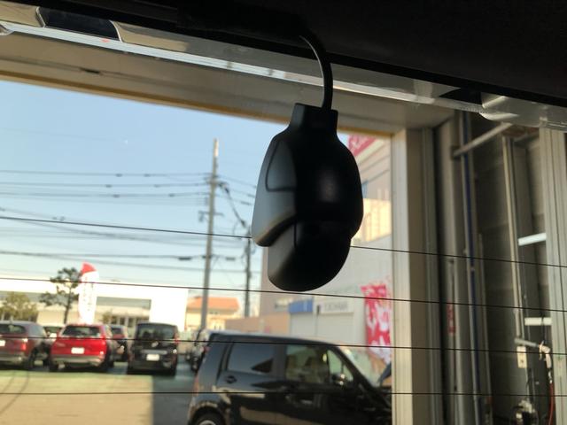 �y�O��h���C�u���R�[�_�[�z�O��Ńh�����R�����Ă��āA���S�ł��I