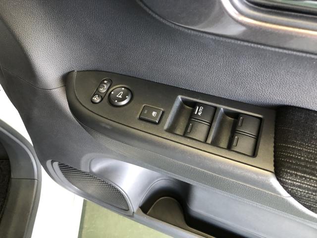 �y�����암���z�^�]�Ȃ̃X�C�b�`�ł́A���ׂẴE�B���h�[�̊J������s�����Ƃ��ł��܂��B