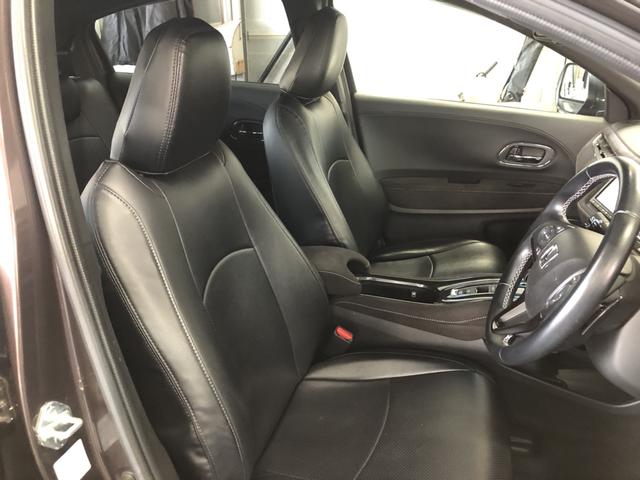 ヴェゼル ハイブリッドＲＳ・ホンダセンシング　純正ナビ　ＥＴＣ　ドラレコ　ＬＥＤ　アルミホイール　シートヒーター　Ａストップ　ＤＶＤ視聴可　サイドカーテンエアバック　ワンオーナ　Ｂモニター　誤発進抑制　パワーステアリング　クルーズＣ　ＶＳＡ（3枚目）