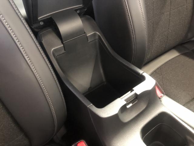 ヴェゼル ｅ：ＨＥＶＺ　試乗車アップ　純正ナビ　ＥＴＣ　ドラレコ　ＬＥＤ　シートヒーター　地上デジタル　ＵＳＢ入力　ハンズフリーテールゲート　シートＨ　サイドエアＢ　禁煙車両　ダブルエアコン　パークセンサー　リヤカメラ（23枚目）