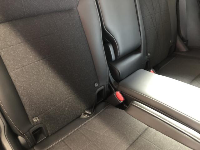 ヴェゼル ｅ：ＨＥＶＺ　試乗車アップ　純正ナビ　ＥＴＣ　ドラレコ　ＬＥＤ　シートヒーター　地上デジタル　ＵＳＢ入力　ハンズフリーテールゲート　シートＨ　サイドエアＢ　禁煙車両　ダブルエアコン　パークセンサー　リヤカメラ（27枚目）