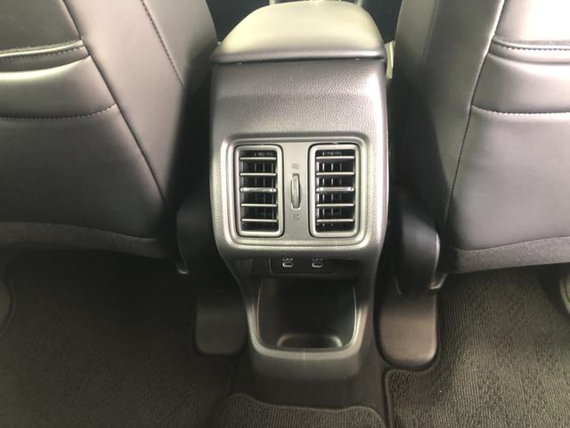 ヴェゼル ｅ：ＨＥＶＺ　試乗車アップ　純正ナビ　ＥＴＣ　ドラレコ　ＬＥＤ　シートヒーター　地上デジタル　ＵＳＢ入力　ハンズフリーテールゲート　シートＨ　サイドエアＢ　禁煙車両　ダブルエアコン　パークセンサー　リヤカメラ（30枚目）