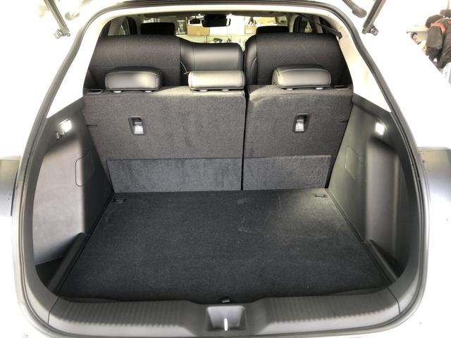 ヴェゼル ｅ：ＨＥＶＺ　試乗車アップ　純正ナビ　ＥＴＣ　ドラレコ　ＬＥＤ　シートヒーター　地上デジタル　ＵＳＢ入力　ハンズフリーテールゲート　シートＨ　サイドエアＢ　禁煙車両　ダブルエアコン　パークセンサー　リヤカメラ（33枚目）