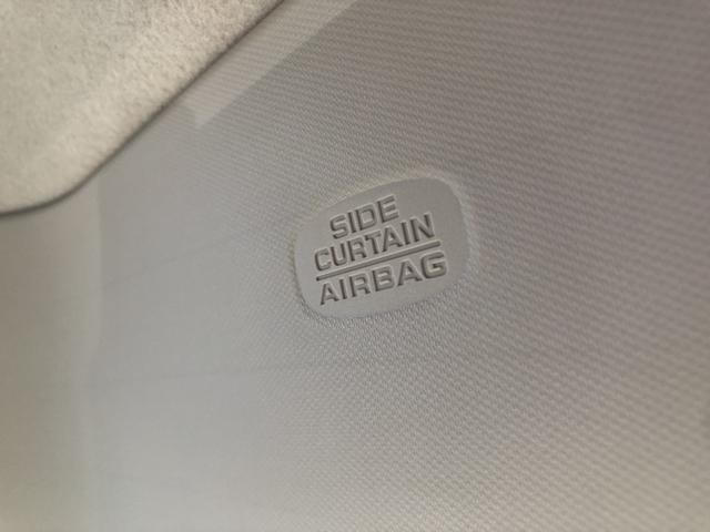 �y�T�C�h�J�[�e���G�A�o�b�N�z�����̓V�䕔�ɂ���G�A�o�b�O�ł��B���ʂ���̏Փ˂ɂ��A�G�A�o�b�O���c��݁A����̓����ւ̏Ռ����ɘa���܂��B