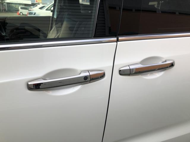 �y�h�A�n���h���z�g���������X�}�[�g�L�[���g�т��A���b�N�{�^���A�h�A�n���h���𑀍삷�邱�ƂŎ{����������ł��܂��B