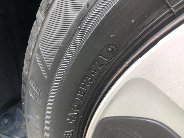 フィットハイブリッド Ｌパッケージ　純正ナビ　ＥＴＣ　ＬＥＤ　ワンオーナー　クルーズコントロール　カーテンエアバック　ワンオナ　ＥＣＯモード　助手席エアバック　エアコン　ＵＳＢポート　エアバック　Ｂカメラ　キーフリーキー　パワーステ（25枚目）