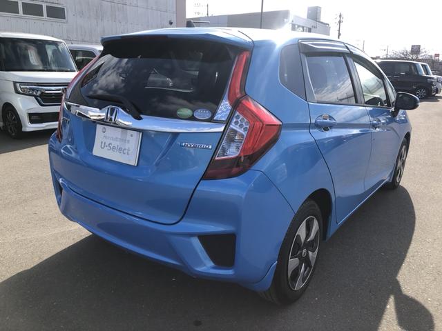 フィットハイブリッド Ｌパッケージ　純正ナビ　ＥＴＣ　ＬＥＤ　ワンオーナー　クルーズコントロール　カーテンエアバック　ワンオナ　ＥＣＯモード　助手席エアバック　エアコン　ＵＳＢポート　エアバック　Ｂカメラ　キーフリーキー　パワーステ（30枚目）