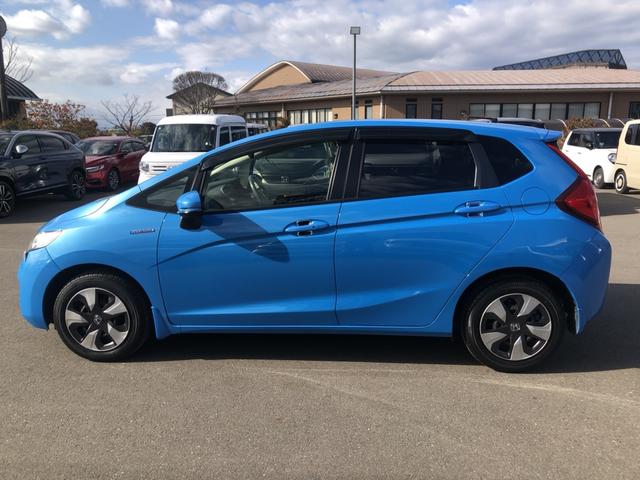 フィットハイブリッド Ｌパッケージ　純正ナビ　ＥＴＣ　ＬＥＤ　ワンオーナー　クルーズコントロール　カーテンエアバック　ワンオナ　ＥＣＯモード　助手席エアバック　エアコン　ＵＳＢポート　エアバック　Ｂカメラ　キーフリーキー　パワーステ（33枚目）