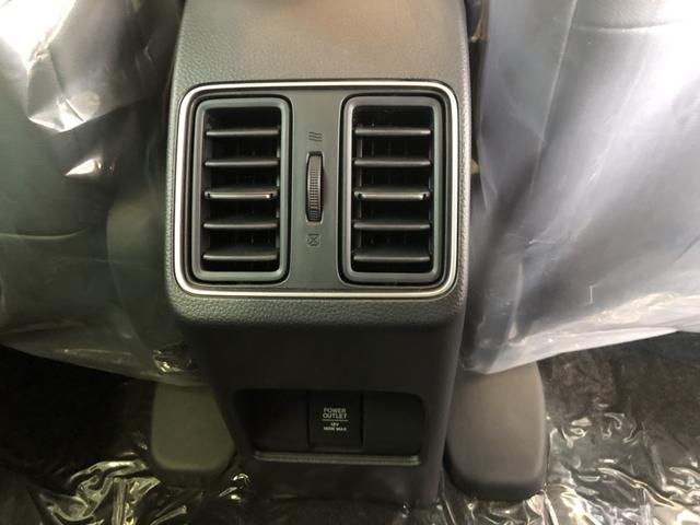 �y��ȃG�A�R���z�㕔���Ȃɂ��G�A�R���̐����o����������̂ŉ��K�ȃh���C�u���y����ł��������܂��B