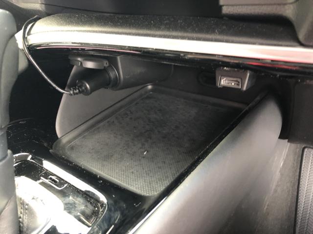 ヴェゼル e:HEVZ 純正ディスプレイオーディオ ETC ドラレコ ブラインドスポットインフォメーション LED アルミホイール USB入力 ハンズフリーテールゲート ワンオーナ- シートH サイドエアB 禁煙車両 ESC(20枚目)