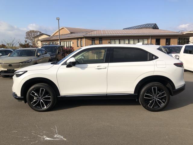 ヴェゼル e:HEVZ 純正ディスプレイオーディオ ETC ドラレコ ブラインドスポットインフォメーション LED アルミホイール USB入力 ハンズフリーテールゲート ワンオーナ- シートH サイドエアB 禁煙車両 ESC(45枚目)