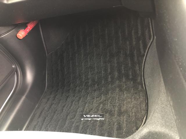 ヴェゼル e:HEVZ 純正ディスプレイオーディオ ETC ドラレコ ブラインドスポットインフォメーション LED アルミホイール USB入力 ハンズフリーテールゲート ワンオーナ- シートH サイドエアB 禁煙車両 ESC(69枚目)