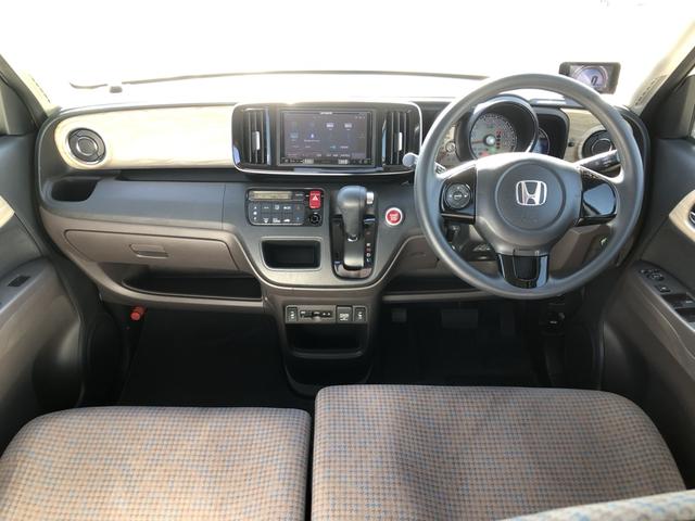 Ｎ－ＯＮＥ ＧＳＳブラウンスタイルパッケージ　ナビ　ＥＴＣ　ドラレコ　ディスチャージドランプ　シートヒーター　助手席エアバッグ　運転席エアバッグ　エアコン　イモビライザー　パワーステアリング　横滑り防止　ＣＴＢＡ　ＡＢＳ　ドライブレコーダー　禁煙（2枚目）