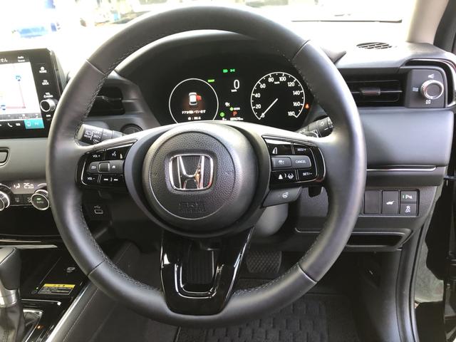 ヴェゼル ｅ：ＨＥＶＺ　純正ナビ　ＥＴＣ　前後ドラレコ　ＬＥＤ　アルミホイール　ブラインドスポットインフォメーション　地上デジタル　ＵＳＢ入力　ハンズフリーテールゲート　ワンオーナ－　シートＨ　サイドエアＢ　禁煙車両　ＥＳＣ（10枚目）