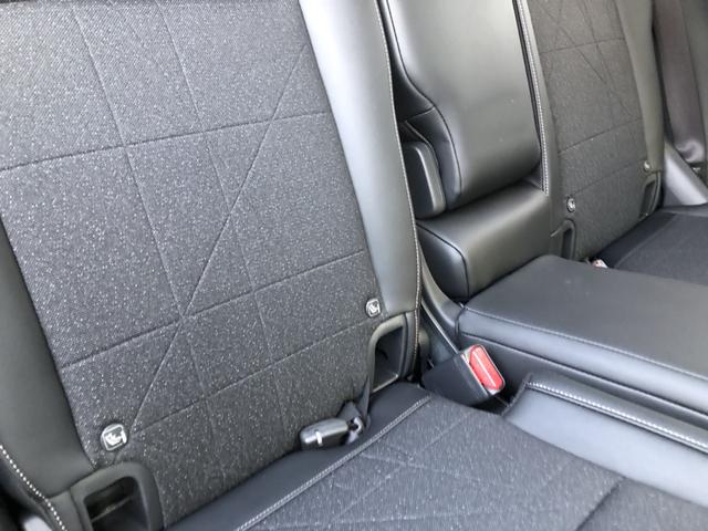 ヴェゼル ｅ：ＨＥＶＺ　純正ナビ　ＥＴＣ　前後ドラレコ　ＬＥＤ　アルミホイール　ブラインドスポットインフォメーション　地上デジタル　ＵＳＢ入力　ハンズフリーテールゲート　ワンオーナ－　シートＨ　サイドエアＢ　禁煙車両　ＥＳＣ（27枚目）