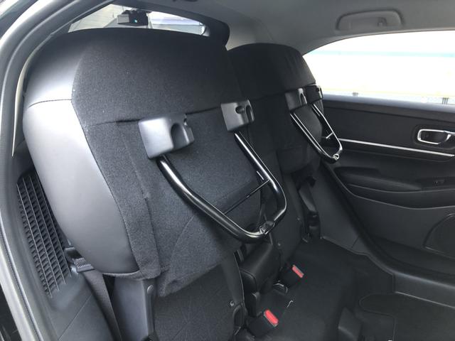 ヴェゼル ｅ：ＨＥＶＺ　純正ナビ　ＥＴＣ　前後ドラレコ　ＬＥＤ　アルミホイール　ブラインドスポットインフォメーション　地上デジタル　ＵＳＢ入力　ハンズフリーテールゲート　ワンオーナ－　シートＨ　サイドエアＢ　禁煙車両　ＥＳＣ（31枚目）