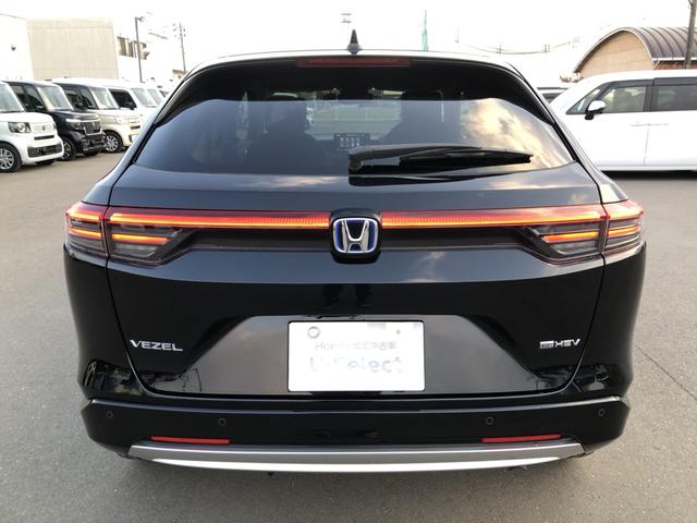 ヴェゼル ｅ：ＨＥＶＺ　純正ナビ　ＥＴＣ　前後ドラレコ　ＬＥＤ　アルミホイール　ブラインドスポットインフォメーション　地上デジタル　ＵＳＢ入力　ハンズフリーテールゲート　ワンオーナ－　シートＨ　サイドエアＢ　禁煙車両　ＥＳＣ（45枚目）