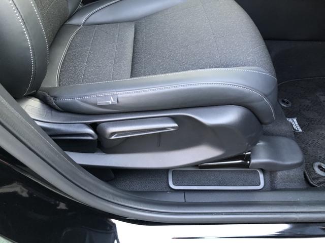 ヴェゼル ｅ：ＨＥＶＺ　純正ナビ　ＥＴＣ　前後ドラレコ　ＬＥＤ　アルミホイール　ブラインドスポットインフォメーション　地上デジタル　ＵＳＢ入力　ハンズフリーテールゲート　ワンオーナ－　シートＨ　サイドエアＢ　禁煙車両　ＥＳＣ（71枚目）