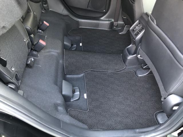 ヴェゼル ｅ：ＨＥＶＺ　純正ナビ　ＥＴＣ　前後ドラレコ　ＬＥＤ　アルミホイール　ブラインドスポットインフォメーション　地上デジタル　ＵＳＢ入力　ハンズフリーテールゲート　ワンオーナ－　シートＨ　サイドエアＢ　禁煙車両　ＥＳＣ（72枚目）