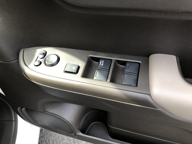 �y�����암���z�^�]�Ȃ̃X�C�b�`�ł́A���ׂẴE�B���h�[�̊J������s�����Ƃ��ł��܂��B