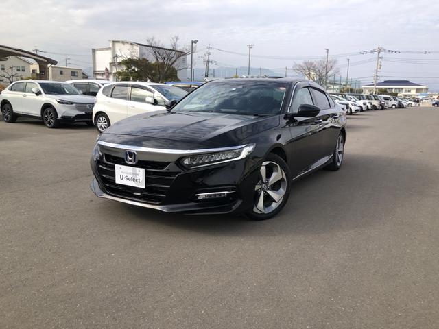 �y�ԑ̎ʐ^�z�{�f�B�J���[�́A�N���X�^���u���b�N�p�[���ł��I