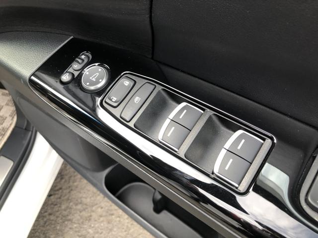 �y�����암���z�^�]�Ȃ̃X�C�b�`�ł́A���ׂẴE�B���h�[�̊J������s�����Ƃ��ł��܂��B