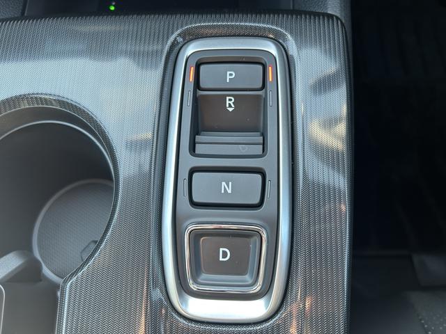 �y�{�^�����V�t�g�z�茳�̃{�^���ŃV�t�g���삪�\�ł��I��i�I�ȃV�t�g����ɂȂ��Ă���܂���