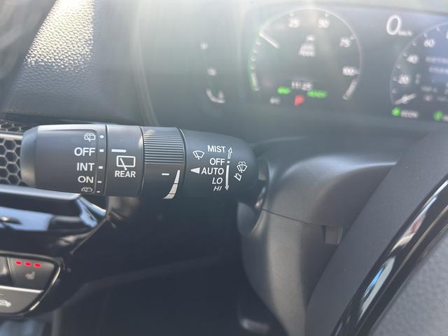 �y�^�]�ȑ��암�z���C�g�A�E�C���J�[�A���C�p�[�ȂǁA������������₷���ł��I